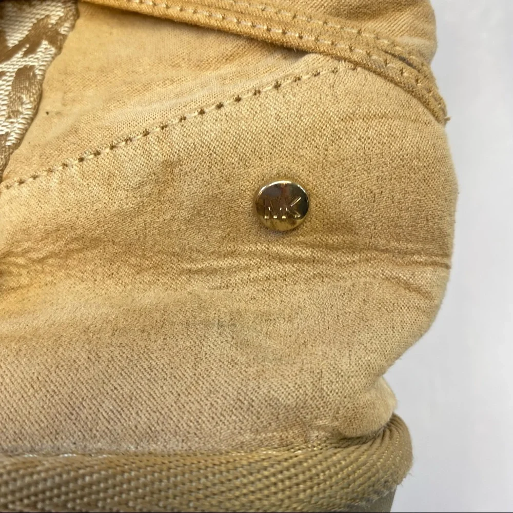 Micheal Kors Camel / Tan Fur Pompom Kids Boots Size 3